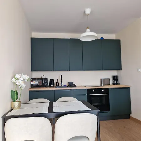 Potockiego Private Parking Self Check-in Rzeszów